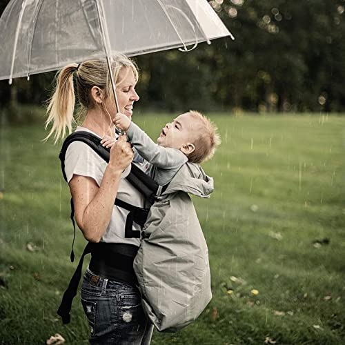mother with umbrella and baby carrier with MiaMily Summer cover